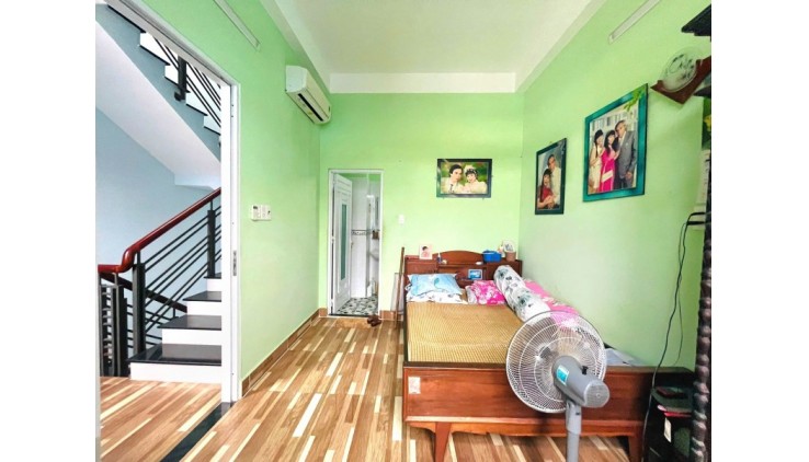 BÁN NHÀ PHÚ NHUẬN 60M2 HXH 4 TẦNG NGANG 7M 4PN SÁT MT TRƯƠNG ĐĂNG QUẾ 6.35 TỶ.
